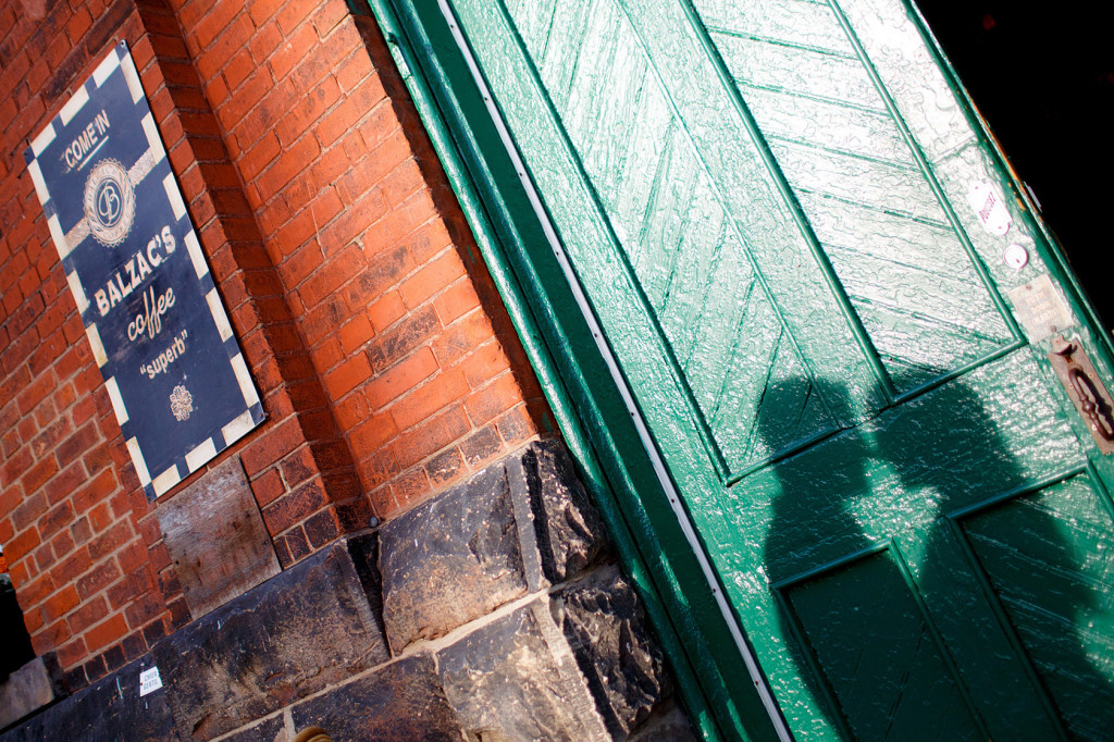 Distillery_district_engagement_00002_stephen_sager_photography