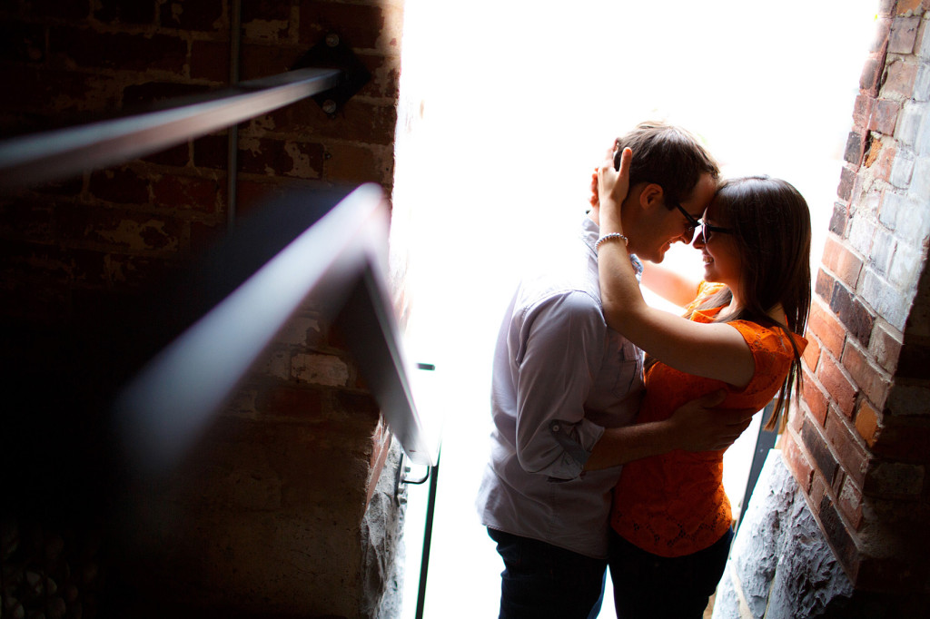 Distillery_district_engagement_00003_stephen_sager_photography