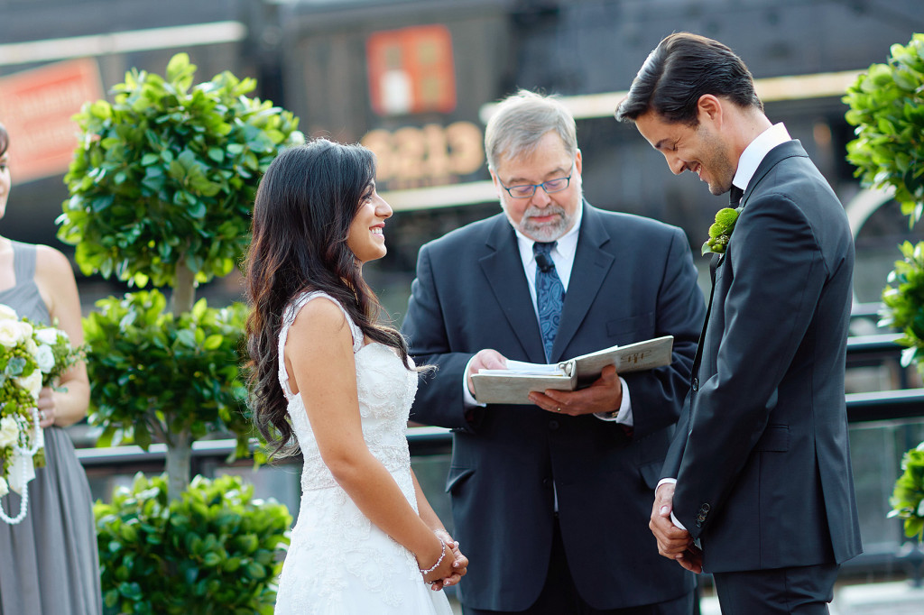 steam_whistle_brewery_wedding_00001_stephen_sager_photography