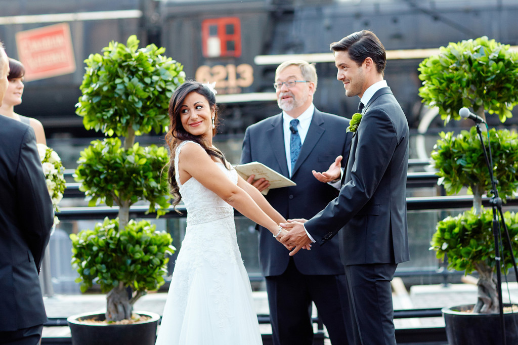 steam_whistle_brewery_wedding_00031_stephen_sager_photography