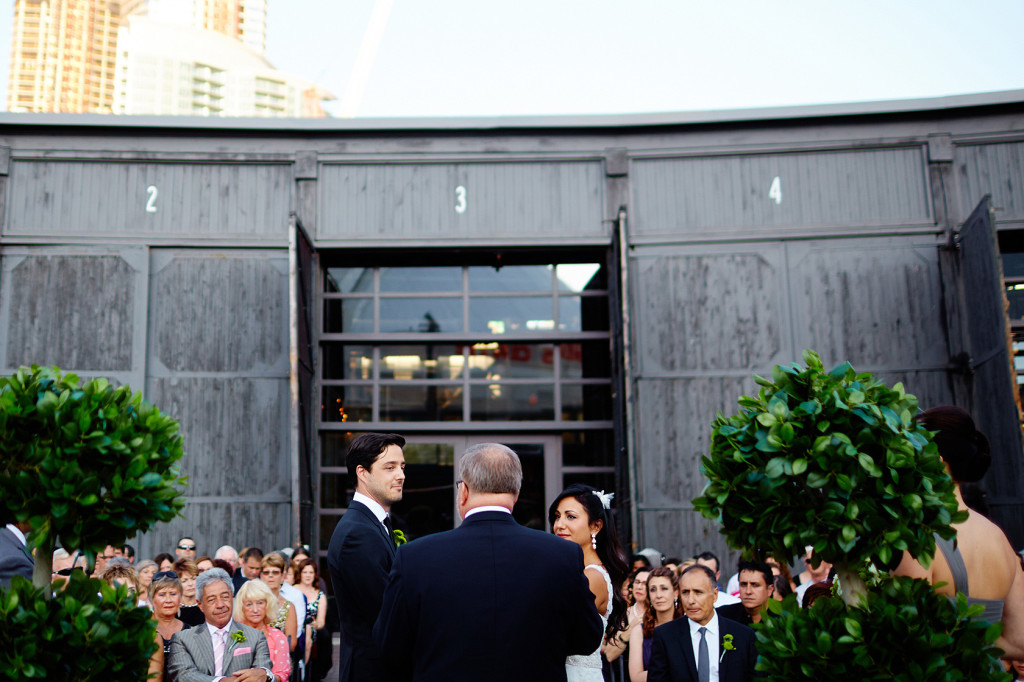 steam_whistle_brewery_wedding_00033_stephen_sager_photography