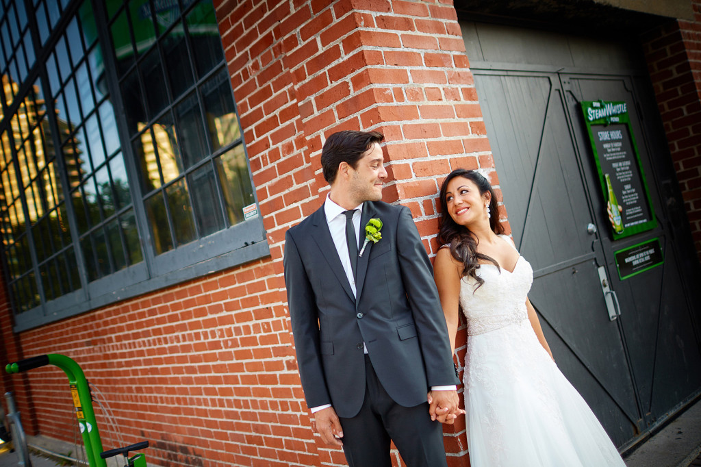 steam_whistle_brewery_wedding_00036_stephen_sager_photography