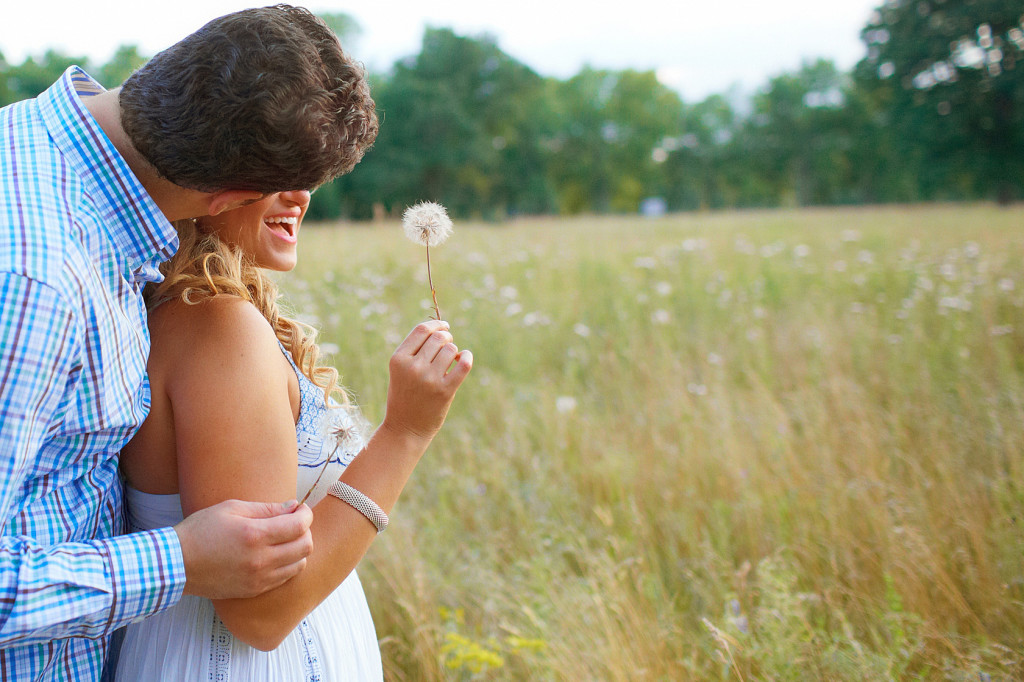 summer_engagement_00008_stephen_sager_photography